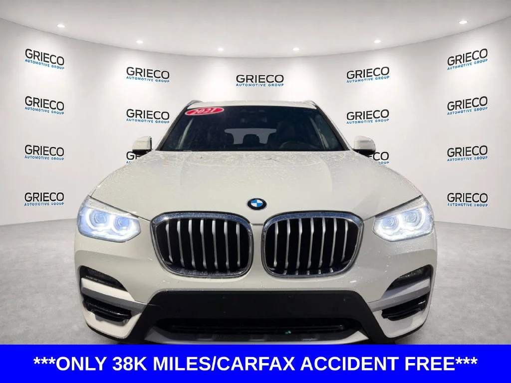 Used 2021 White BMW xDrive30i image 2