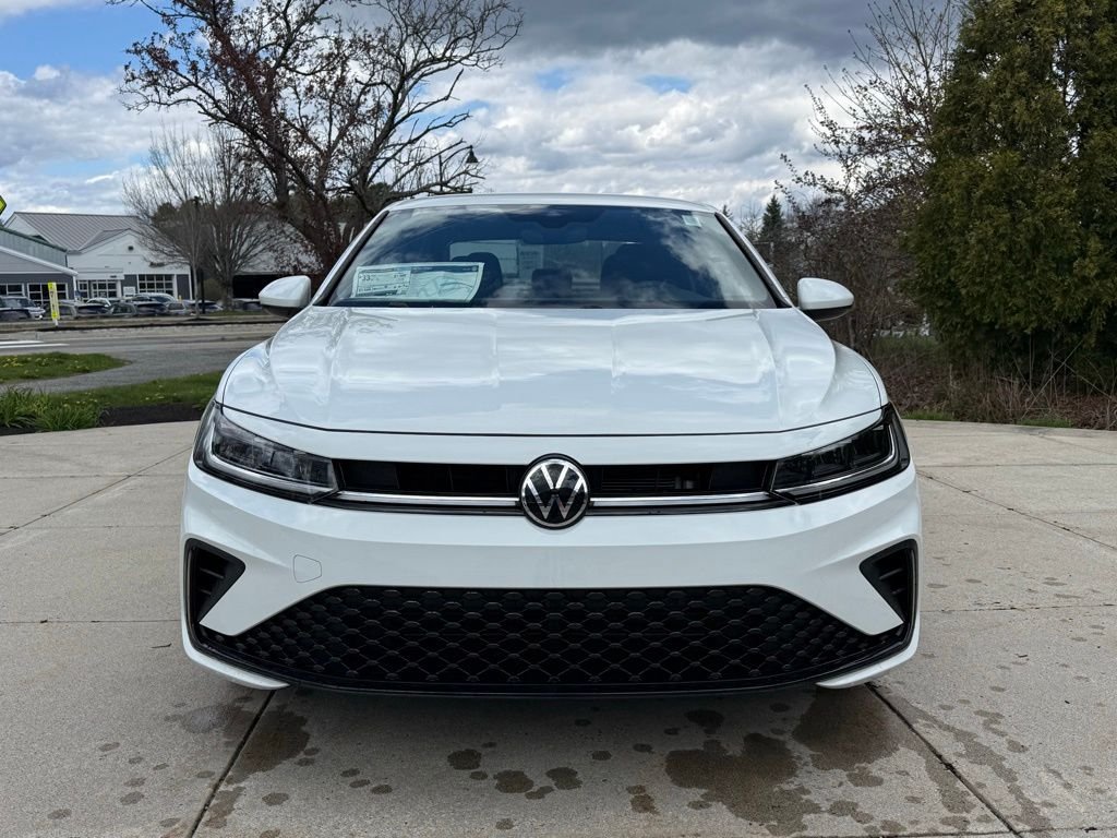 New 2026 White Volkswagen 1.5T Sport image 3