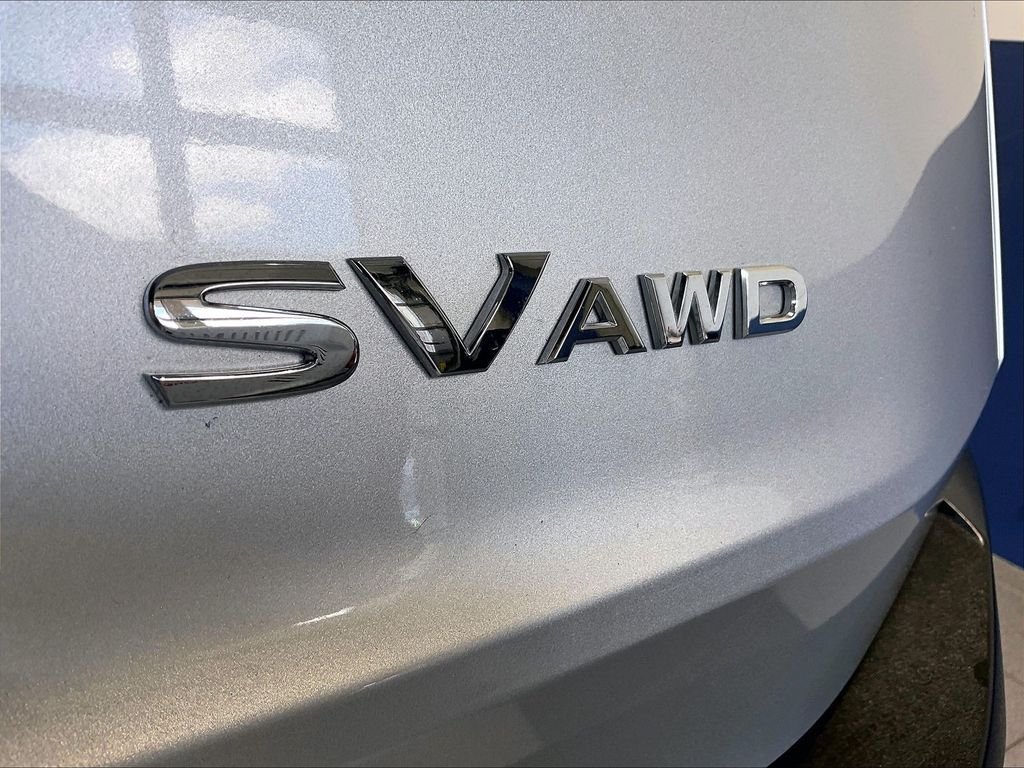 Used 2023 Silver Nissan SV image 29