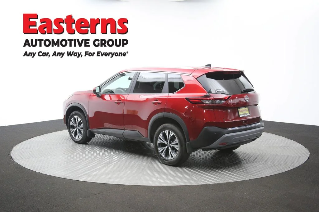 Used 2023 Red Nissan SV image 66