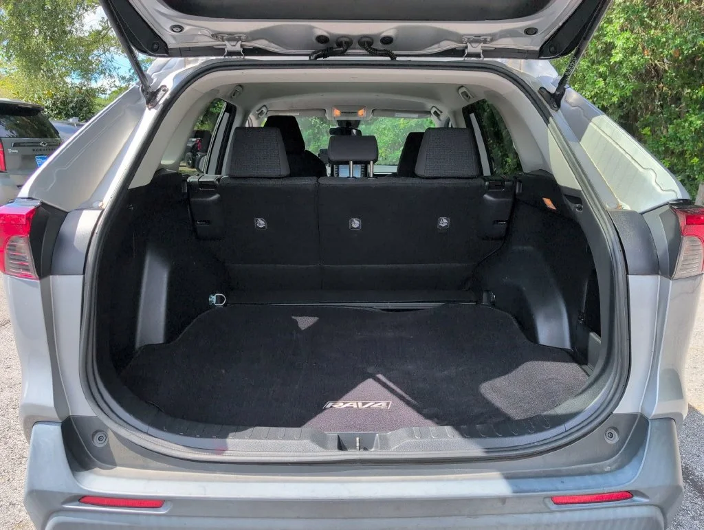 Used 2019 Silver Toyota LE image 29
