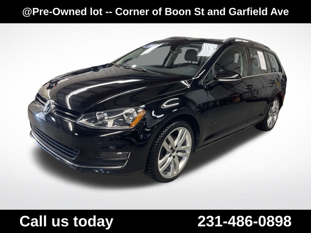Used 2015  Volkswagen SEL image 1