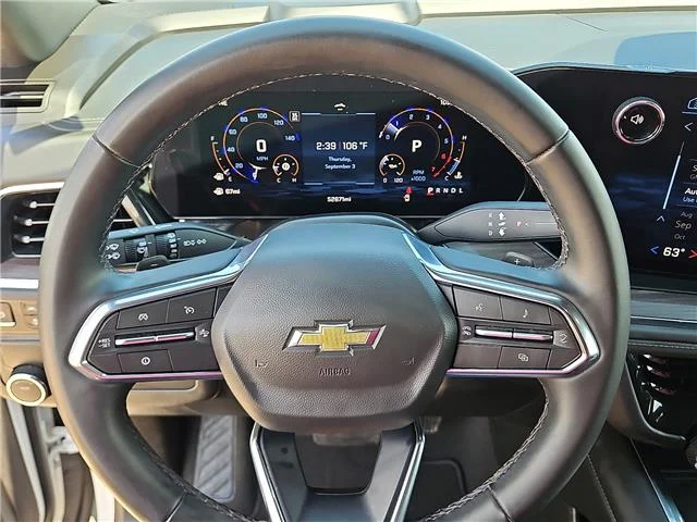 Used 2025 Summit White Chevrolet LT 4x2 image 15