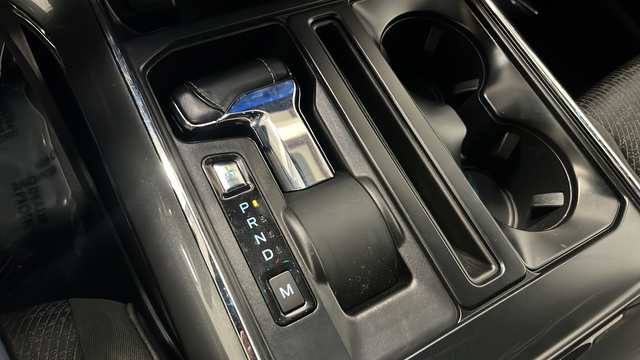 Used 2023 Agate Black Metallic Ford XLT image 34