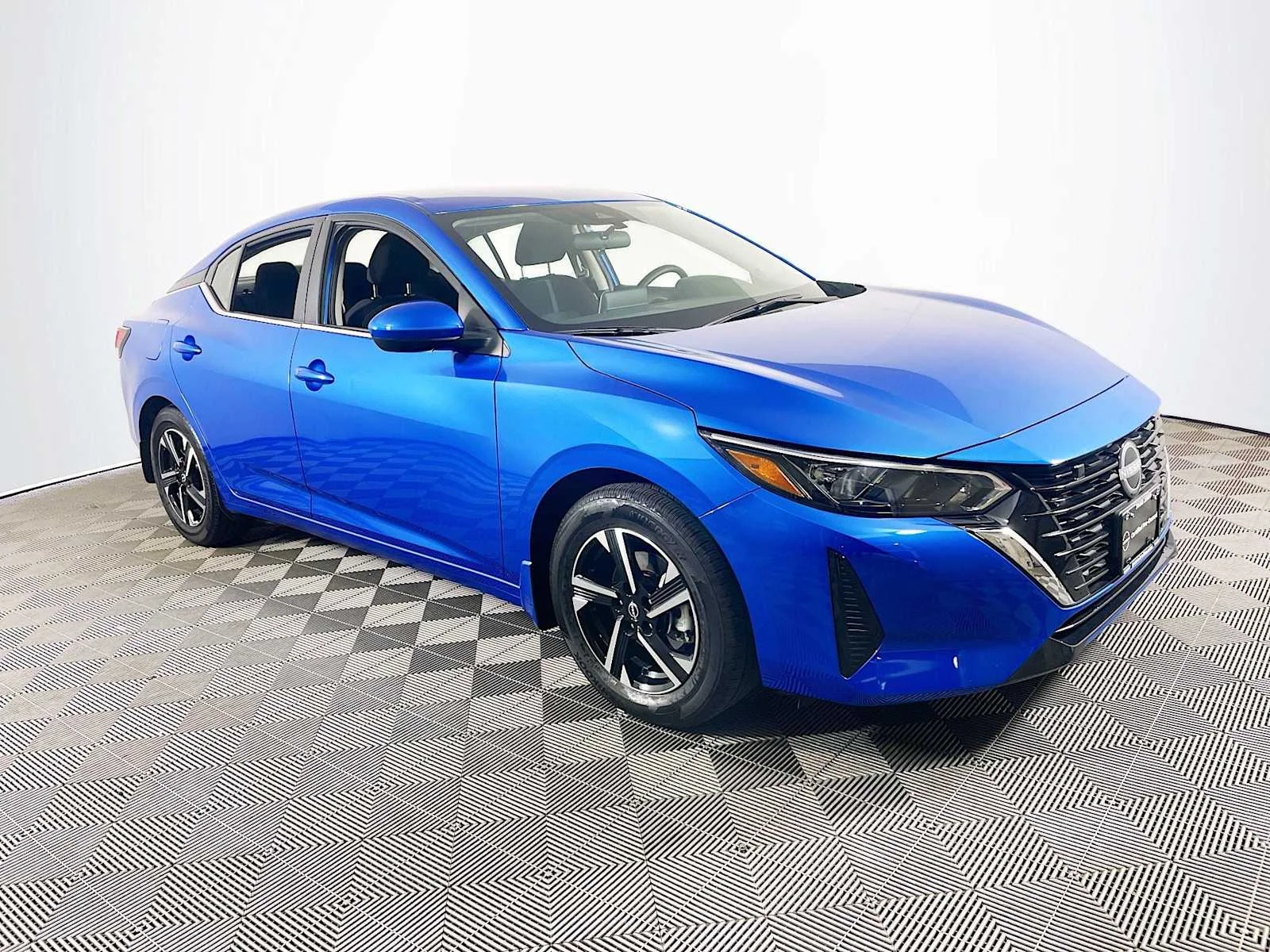 Certified Used 2025 Electric Blue Metallic Nissan SV image 3