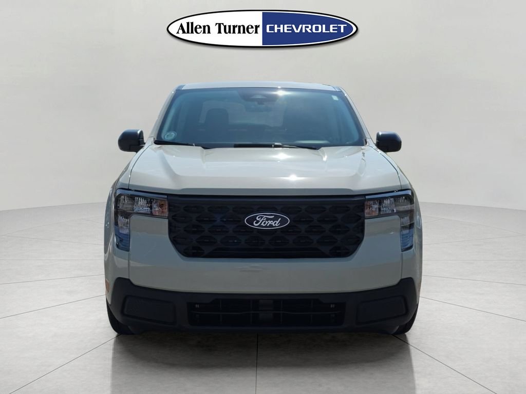 Used 2025 Beige Ford XL image 2