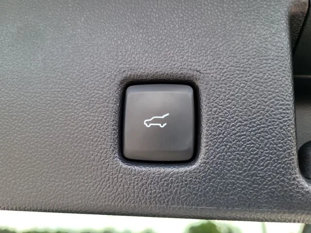 Used 2025 Black Ford Active image 11