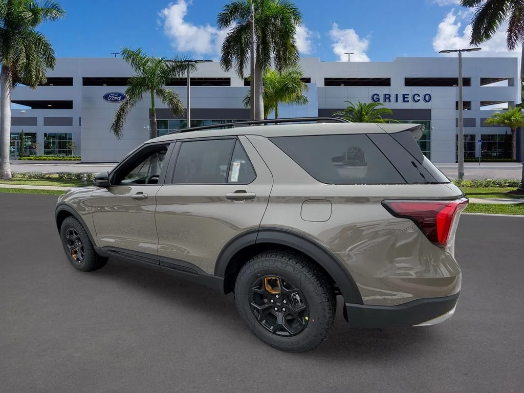 New 2026 Gray Ford Tremor image 5