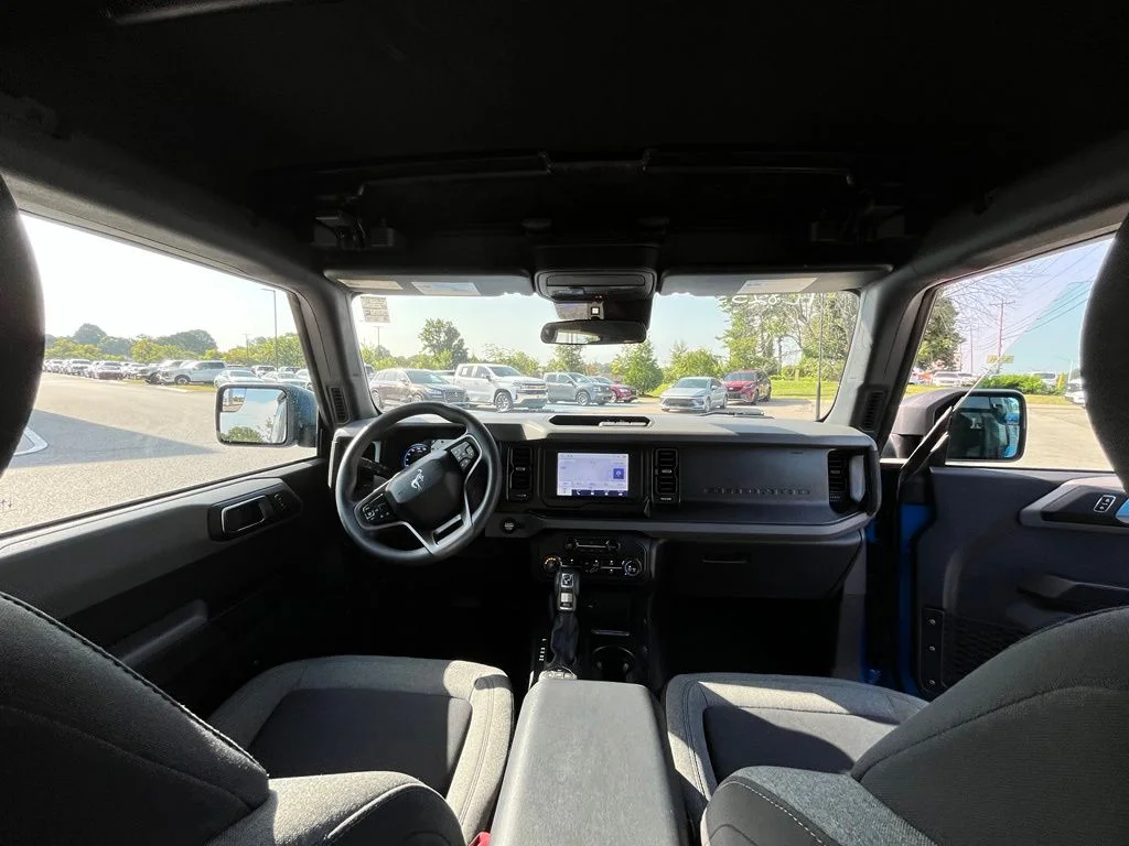 Used 2023 Blue Ford Base image 13