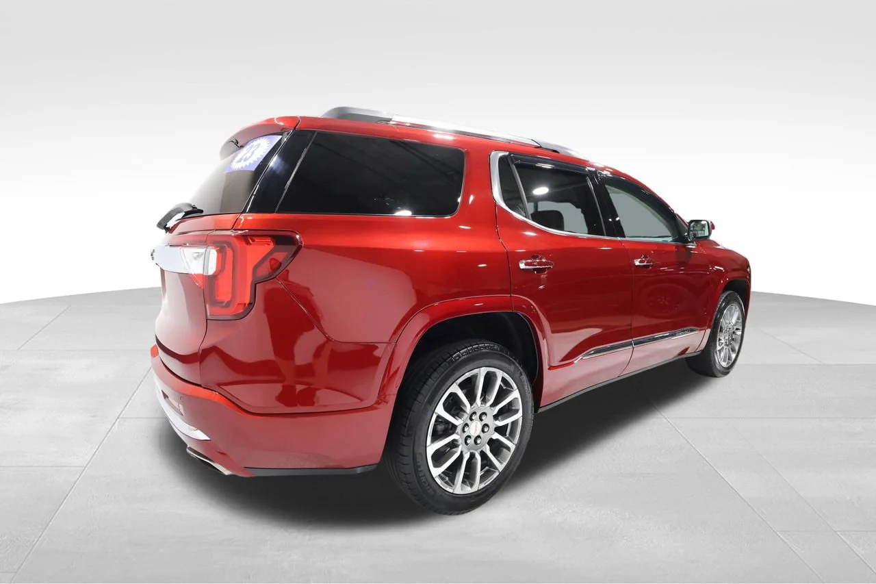Used 2023 Volcanic Red Tintcoat GMC Denali image 4