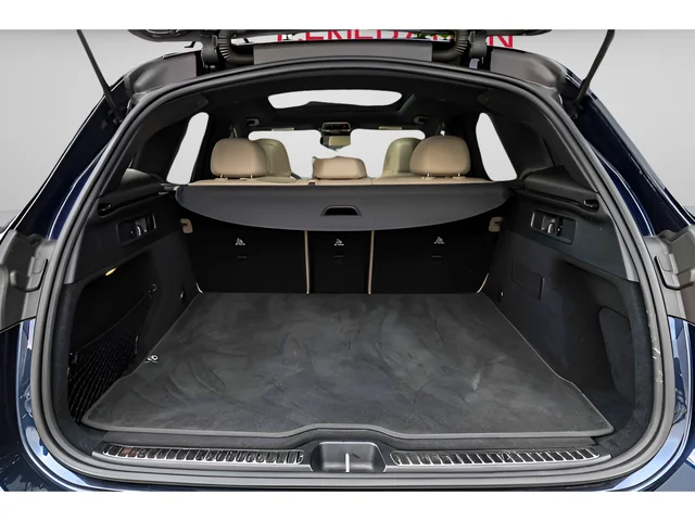 Used 2023 Blue Mercedes-Benz GLC 300 image 22