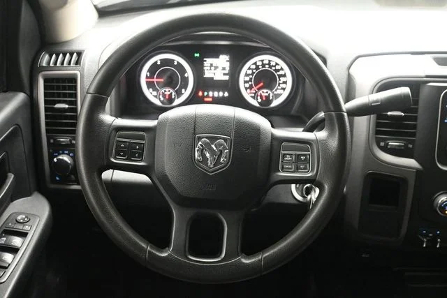Used 2013 Gray Ram Tradesman image 21