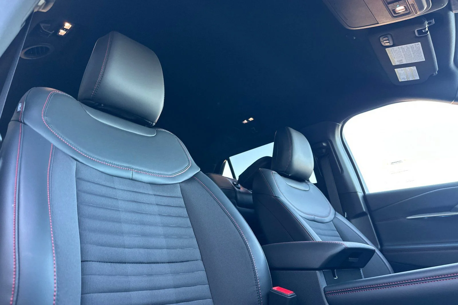 New 2026 Carbonized Gray Metallic Ford ST-Line image 15