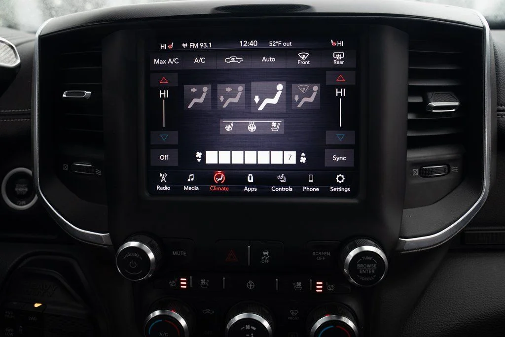Used 2020 Black Ram Laramie image 15