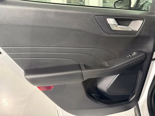 Used 2021 White Ford SE image 14