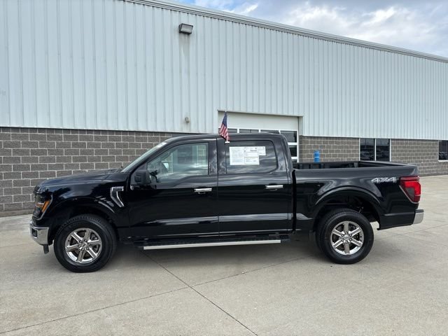 Used 2024 Black Ford XLT image 9
