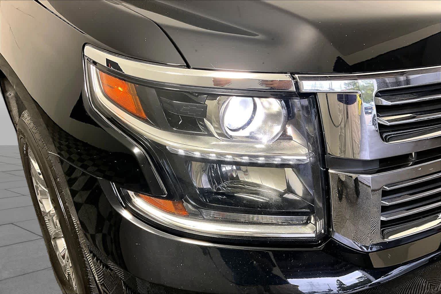 Used 2017 Black Chevrolet Premier image 25