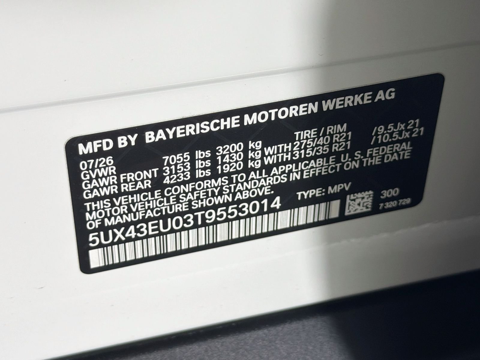 New 2026 Alpine White BMW xDrive50e image 34