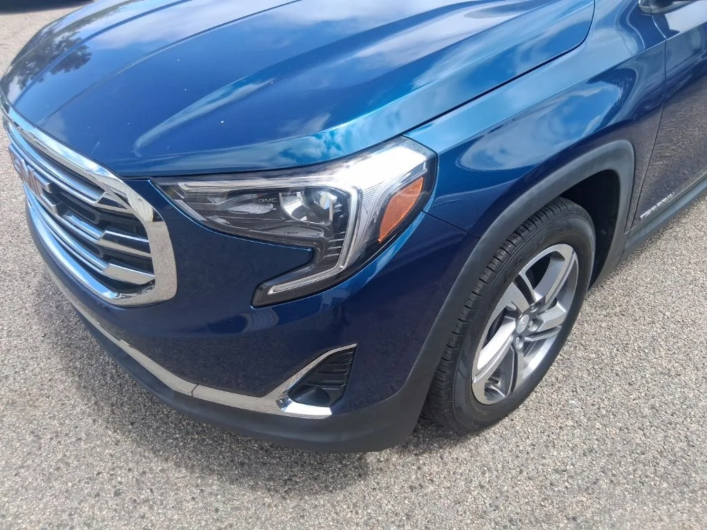 Used 2020 Blue GMC SLT image 15