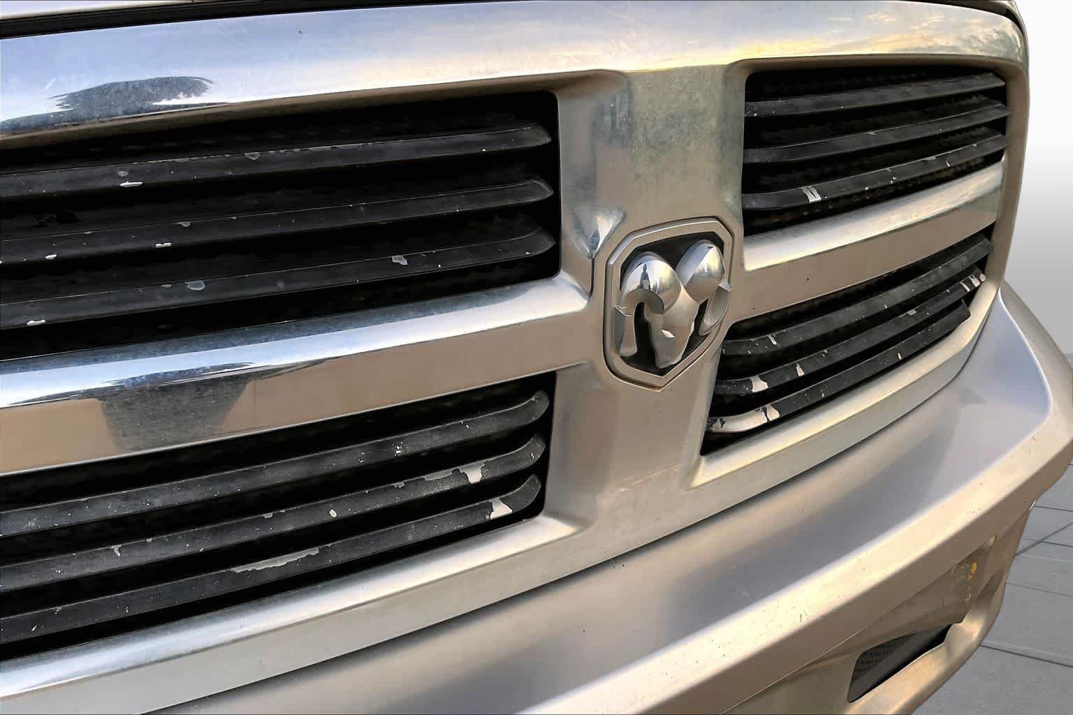 Used 2016 Bright Silver Metallic Clearcoat Ram Lone Star image 23