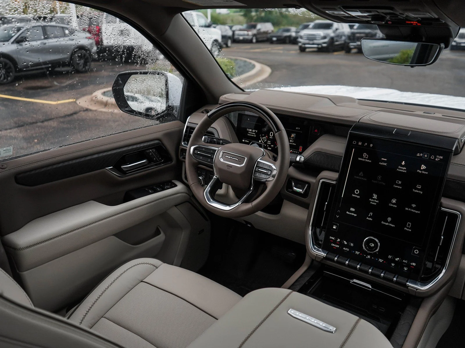 2026 GMC Yukon Denali - Photo 16