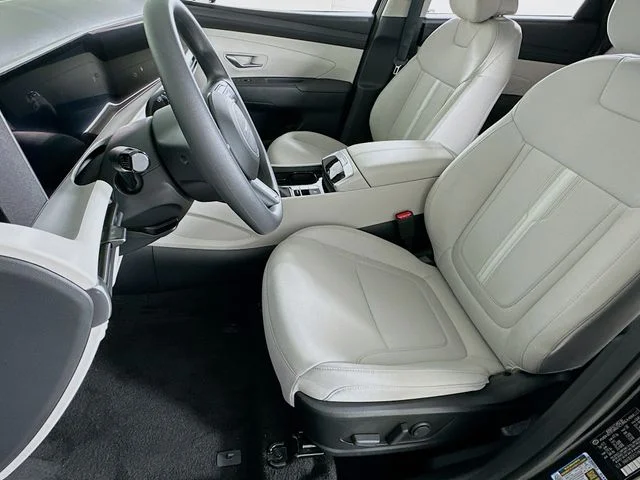 New 2026 Hyundai TUCSON SEL