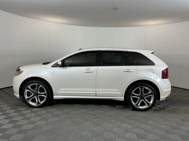 Used 2012 White Ford Sport image 8