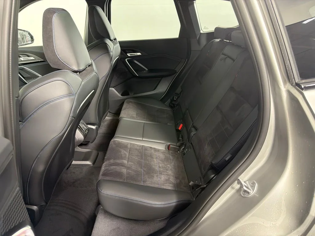 New 2026 Space Silver Metallic BMW xDrive28i image 16