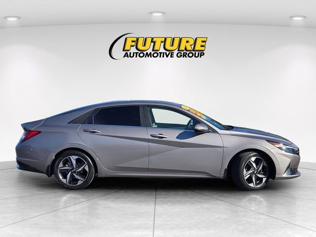 Used 2023 Silver Hyundai Limited image 3