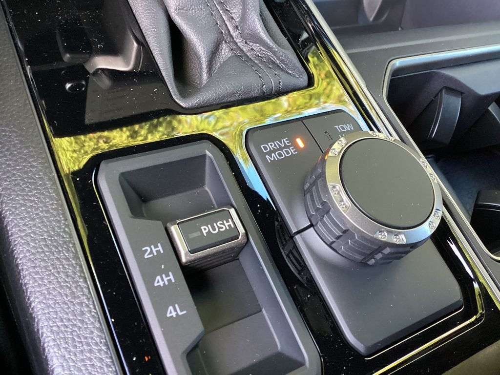 2025 Toyota Tundra SR5 - Photo 24