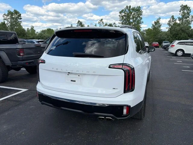 Used 2024 White Kia SX-Prestige X-Pro image 9