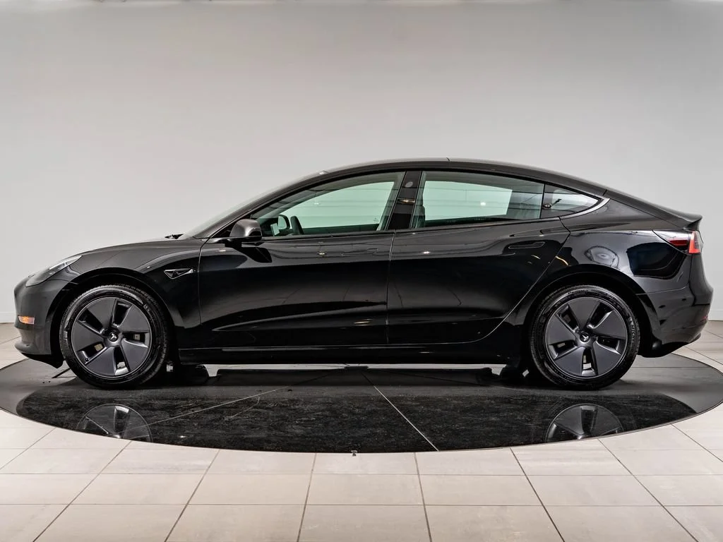 Used 2023 Black Tesla  image 5