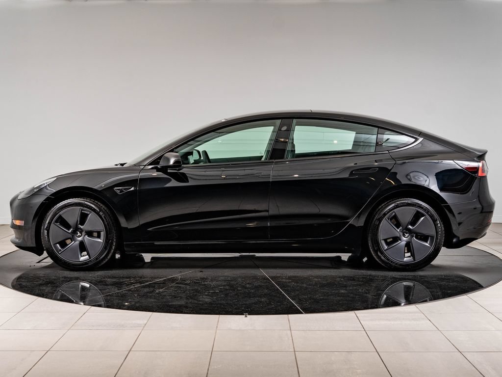 Used 2023 Black Tesla  image 5
