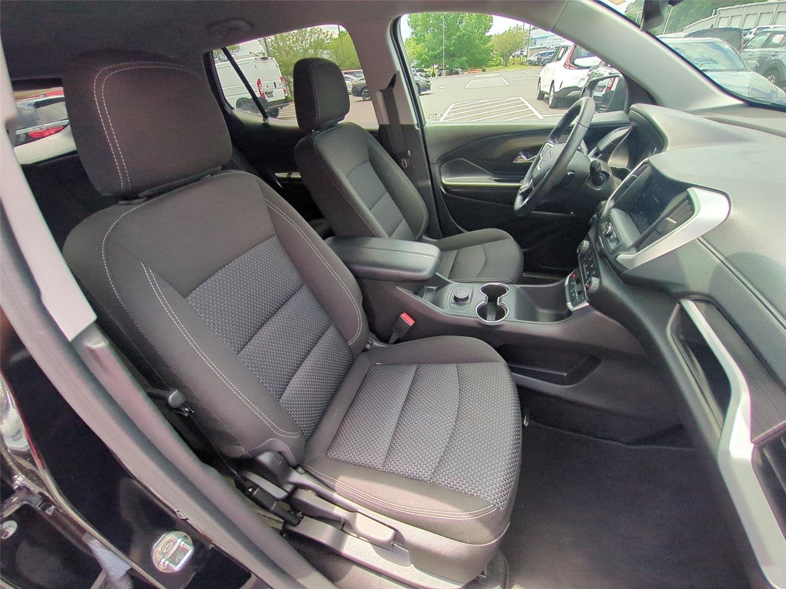 Used 2024 Ebony Twilight Metallic GMC SLE image 36