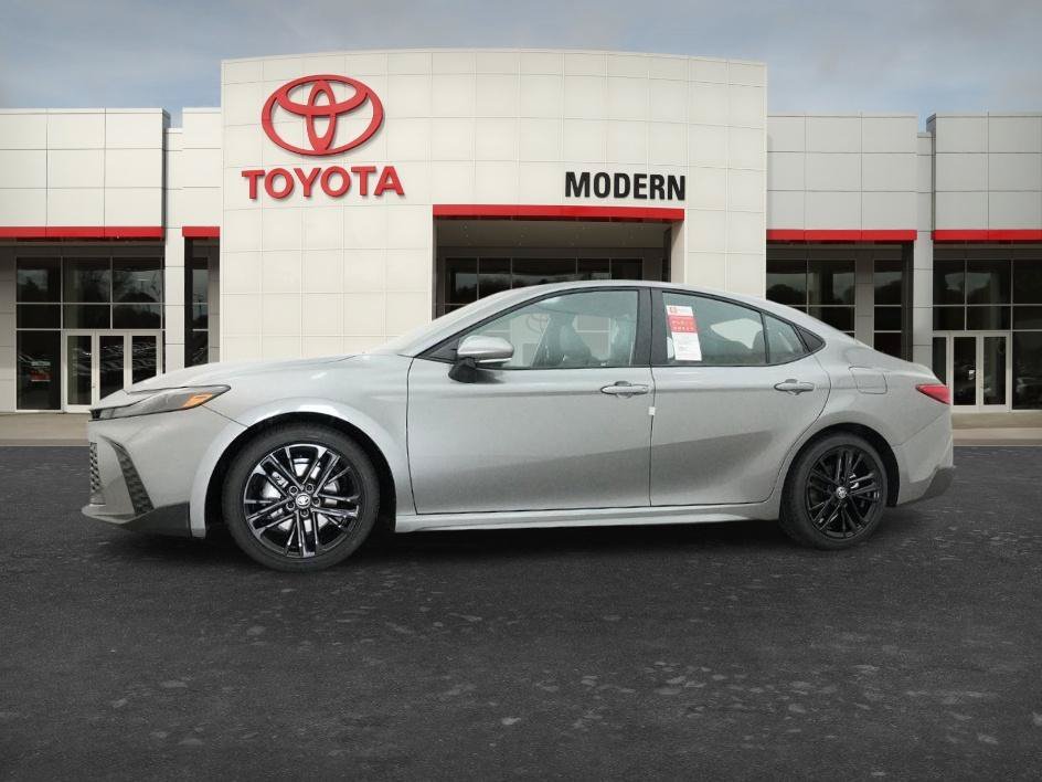 New 2026 Heavy Metallic Toyota SE image 4