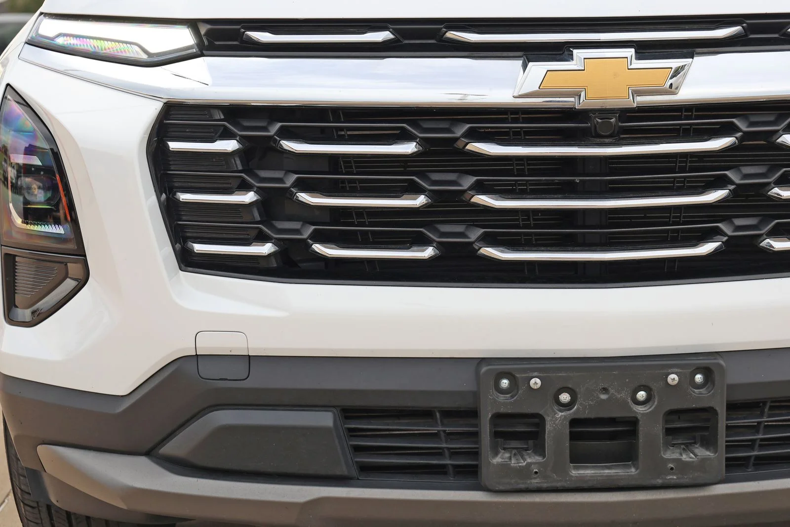 Used 2025 White Chevrolet LT image 11