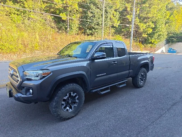 Used 2017 Gray Toyota TRD Off-Road image 6