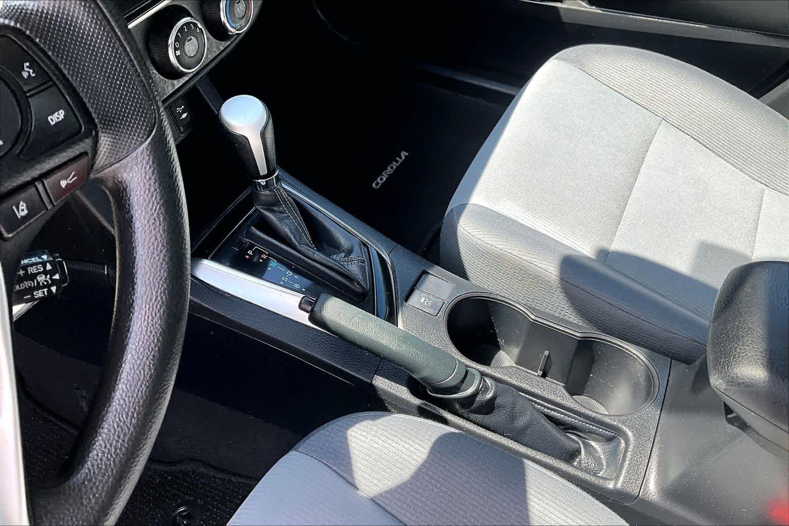 Used 2017 Slate Metallic Toyota L image 15
