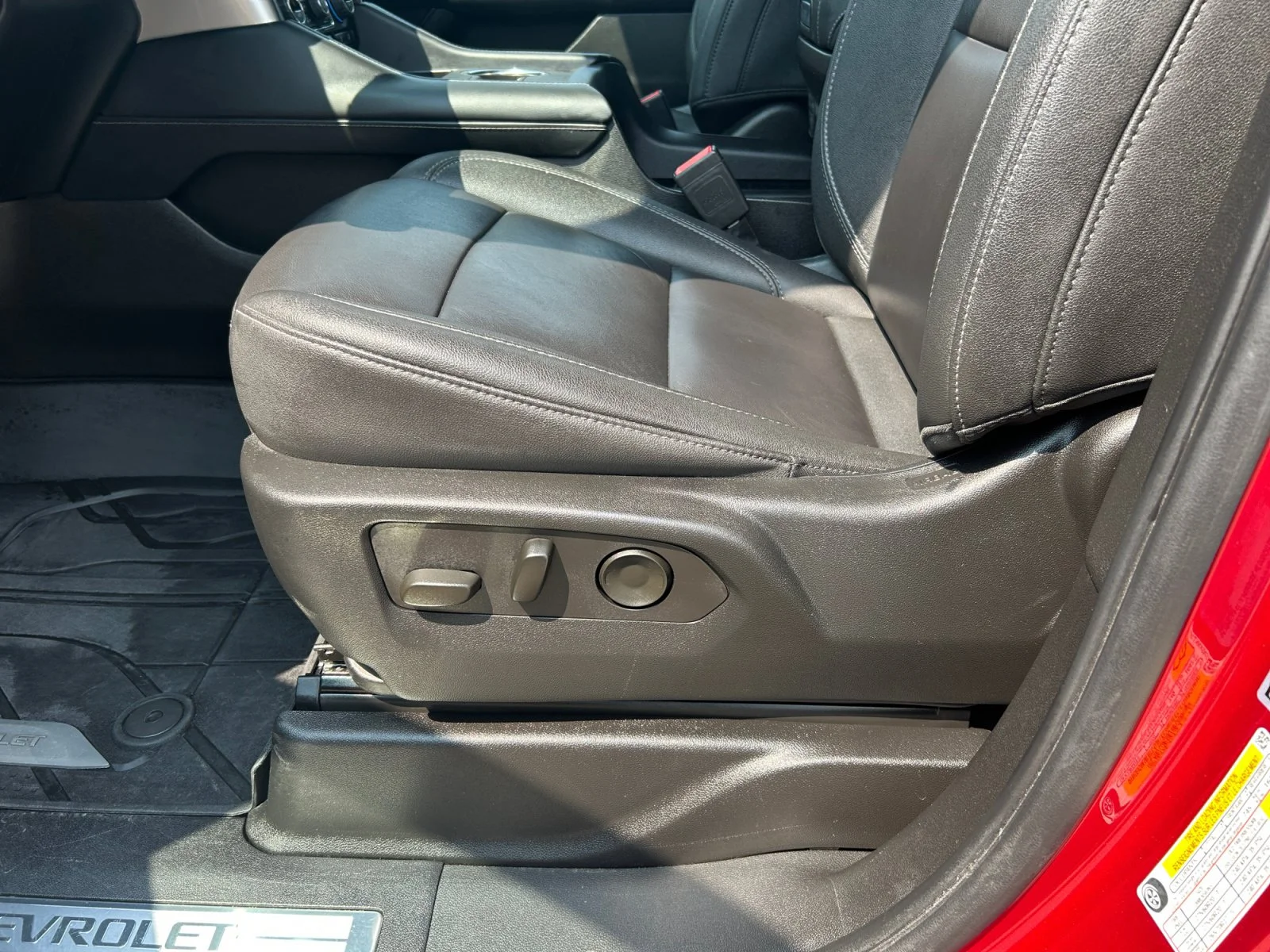 Used 2024 Red Chevrolet LT 4WD 3.0L Leather image 16