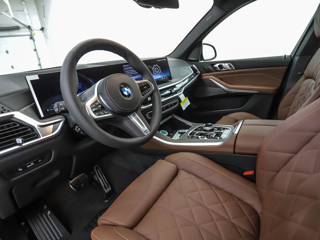 New 2026 Carbon Black Metallic BMW xDrive40i image 10