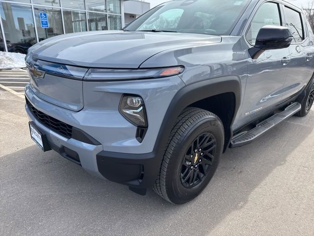 Used 2025 Chevrolet Silverado EV LT with VIN 1GC10ZED5SU402581 for sale in Wallingford, CT