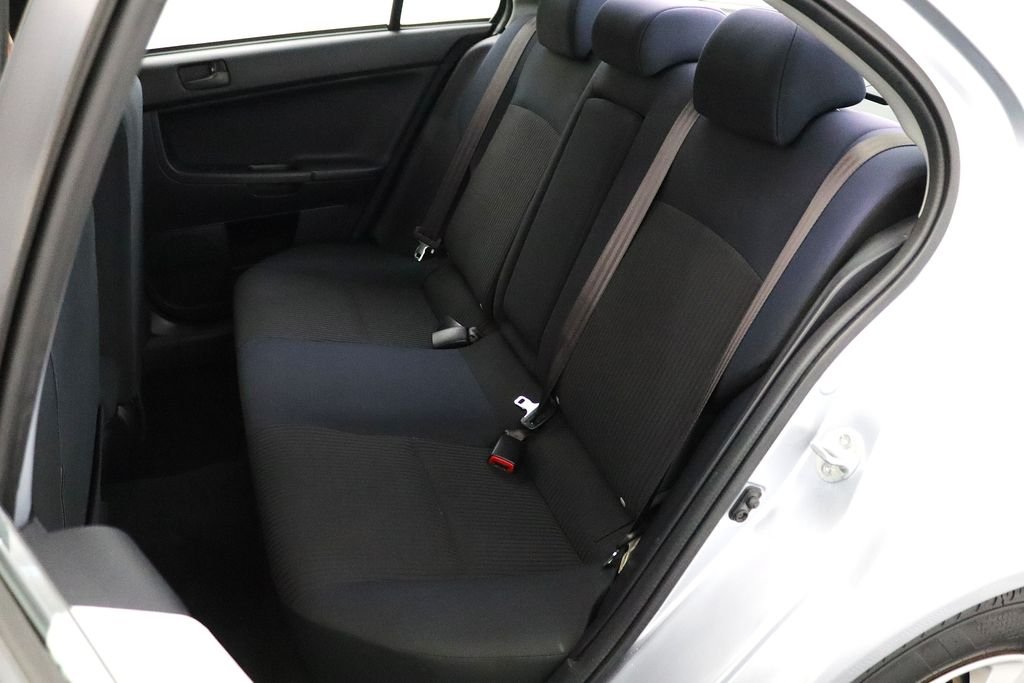 Used 2014 Silver Mitsubishi ES image 9