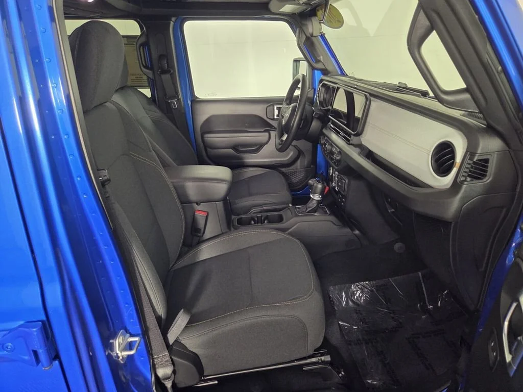 Used 2025 Hydro Blue Pearlcoat Jeep Nighthawk image 32