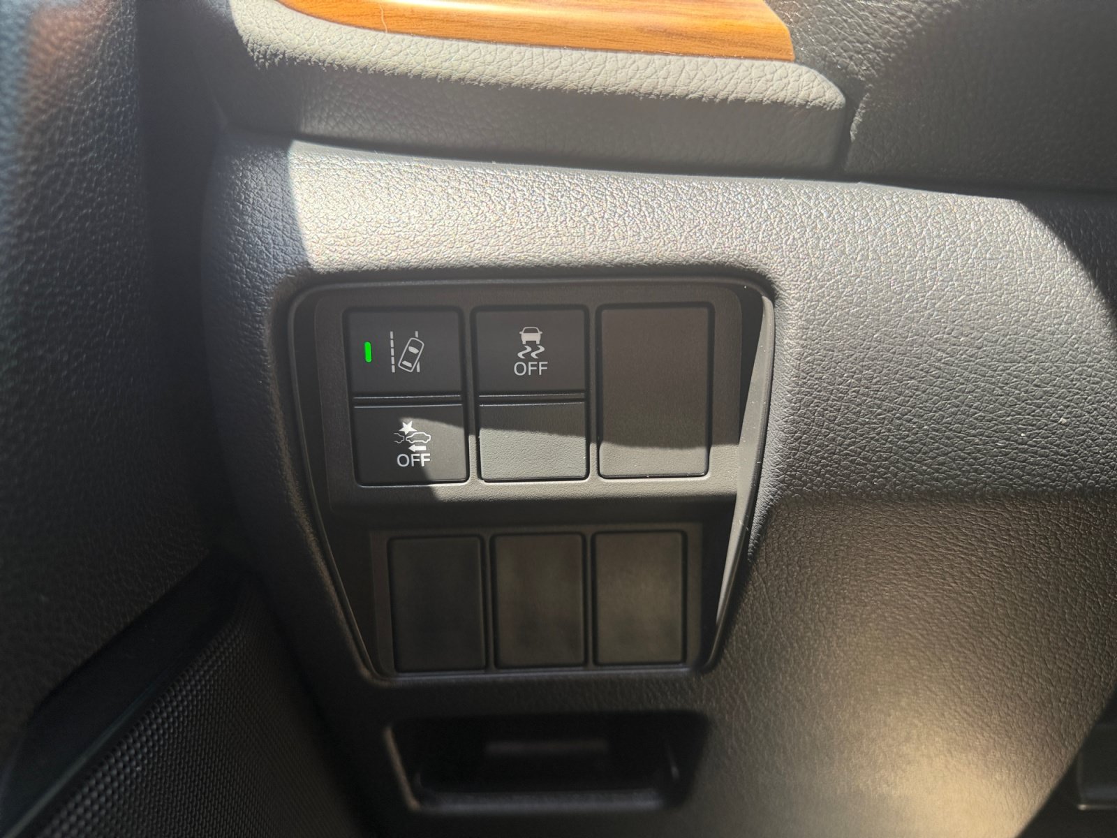 Certified Used 2022 Gray Honda EX image 17
