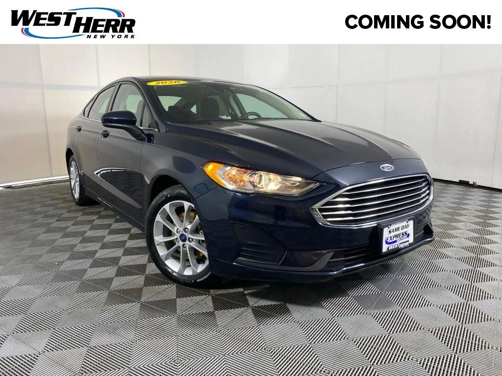 2020 Ford Fusion SE's photo