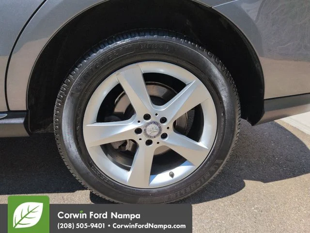 Used 2017 Gray Mercedes-Benz GLE 350 image 31