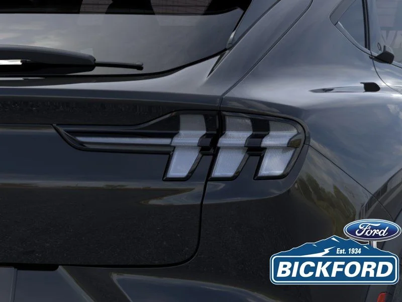 New 2026 Black Ford Select image 21