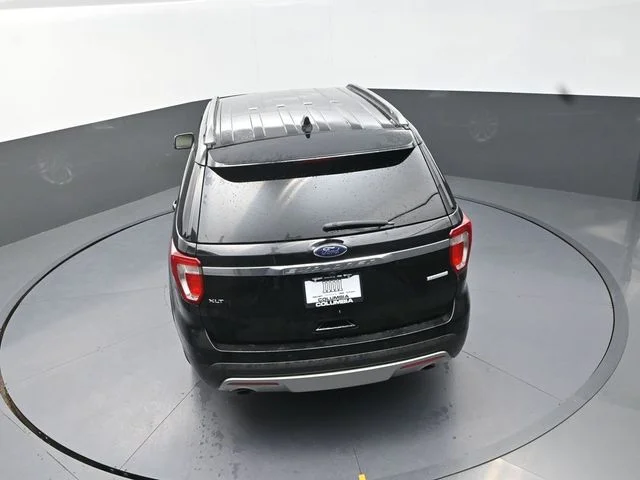 Used 2017 Black Ford XLT image 17