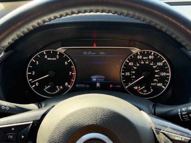 Used 2022 Red Nissan 2.5 SV image 20