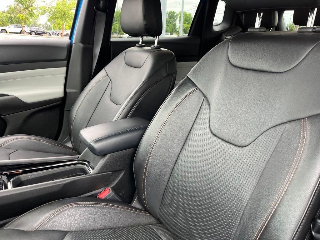 Used 2023 Laser Blue Jeep Limited image 17